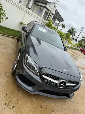 Mercedes-Benz C300 Sport 4Matic Sedan AWD (2.0L 4cyll 7A) 2016 Gray