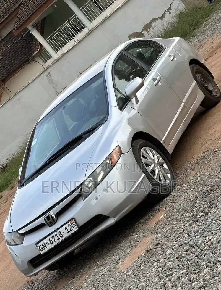 Honda Civic 2005 Silver