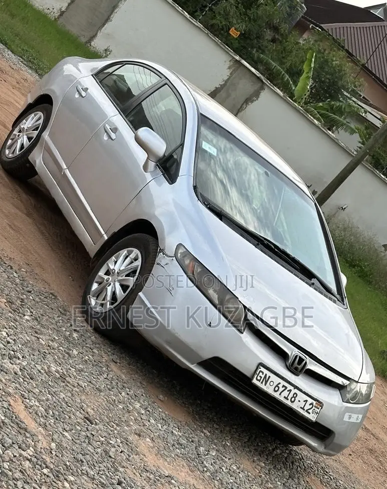 Honda Civic 2005 Silver
