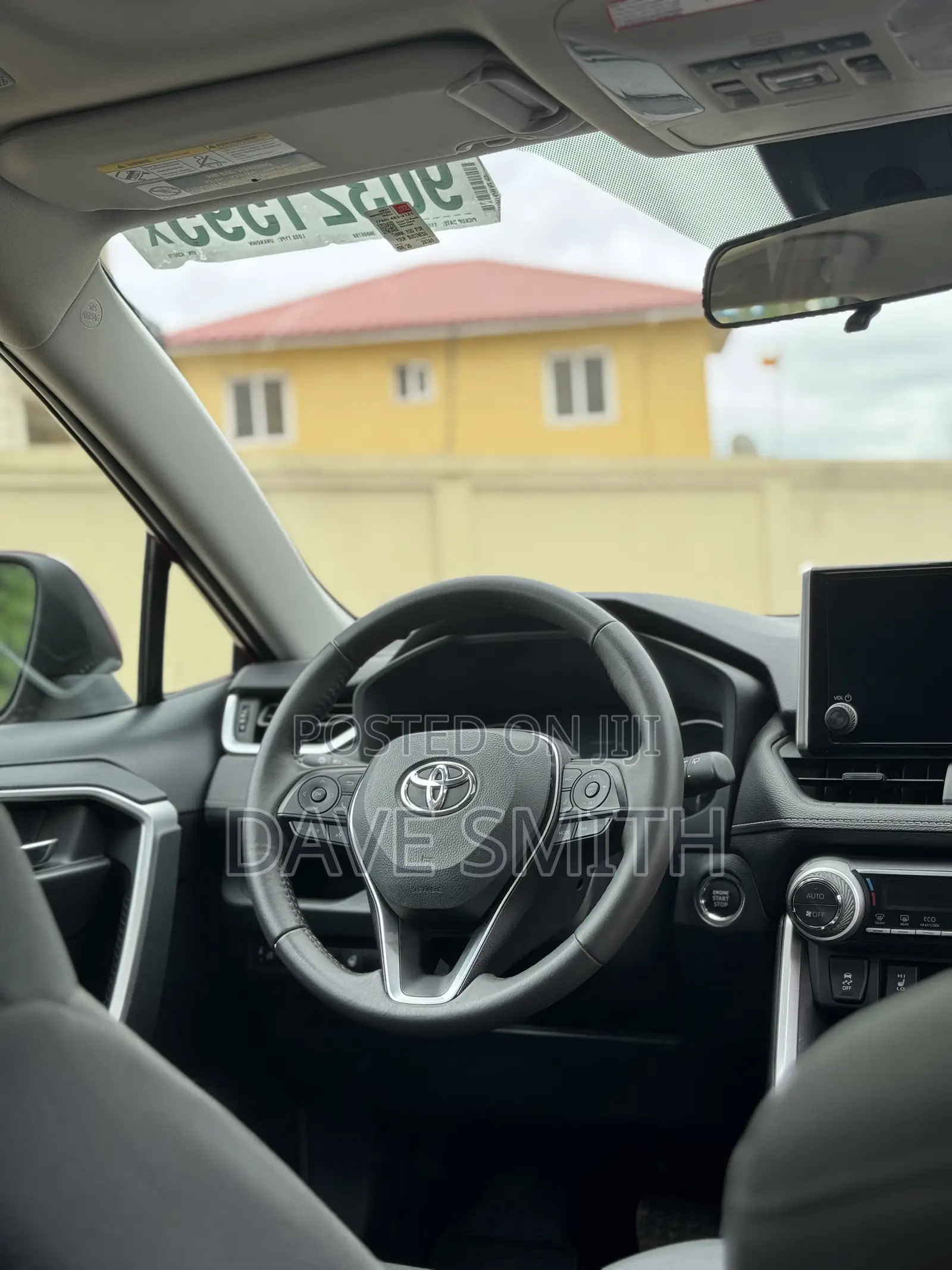 Toyota RAV4 XLE AWD 2024 Red