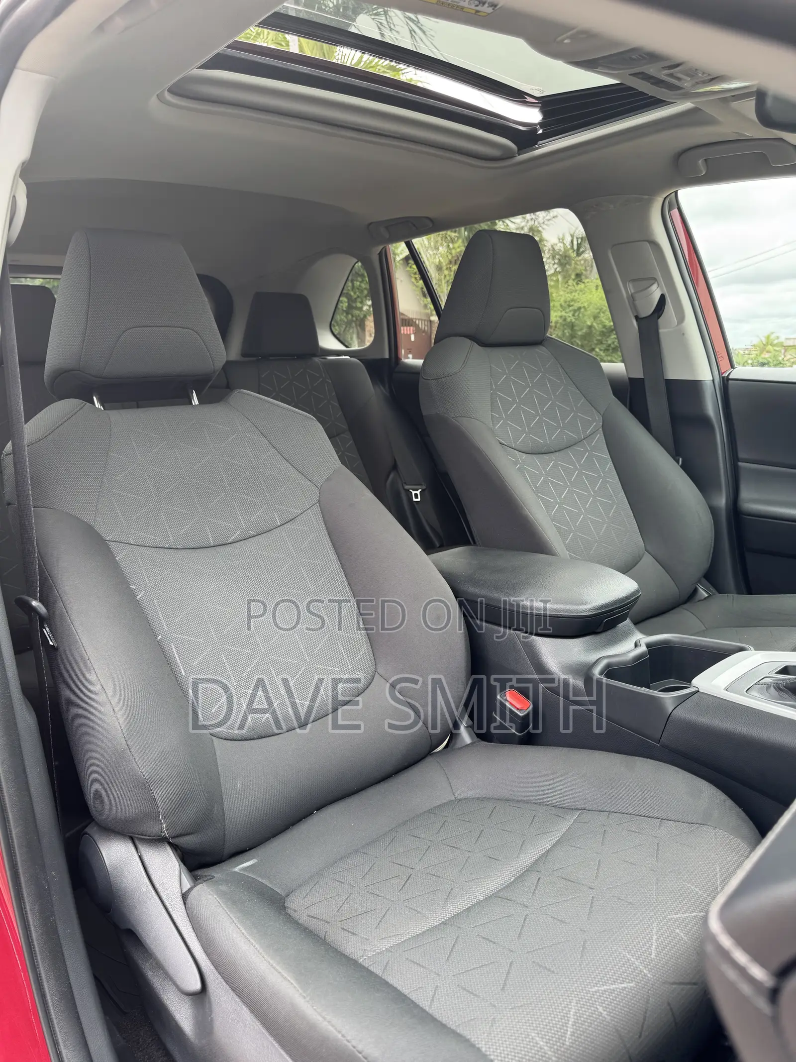Toyota RAV4 XLE AWD 2024 Red