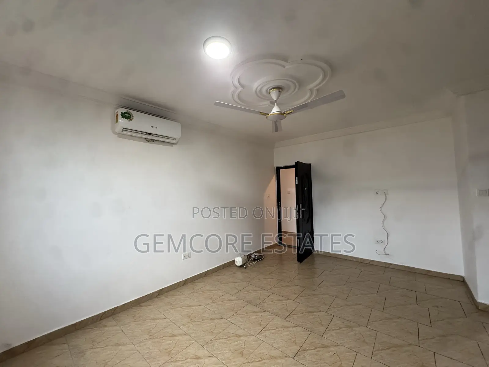 2bdrm Apartment in Schools Junction, Ashaley Botwe for rent