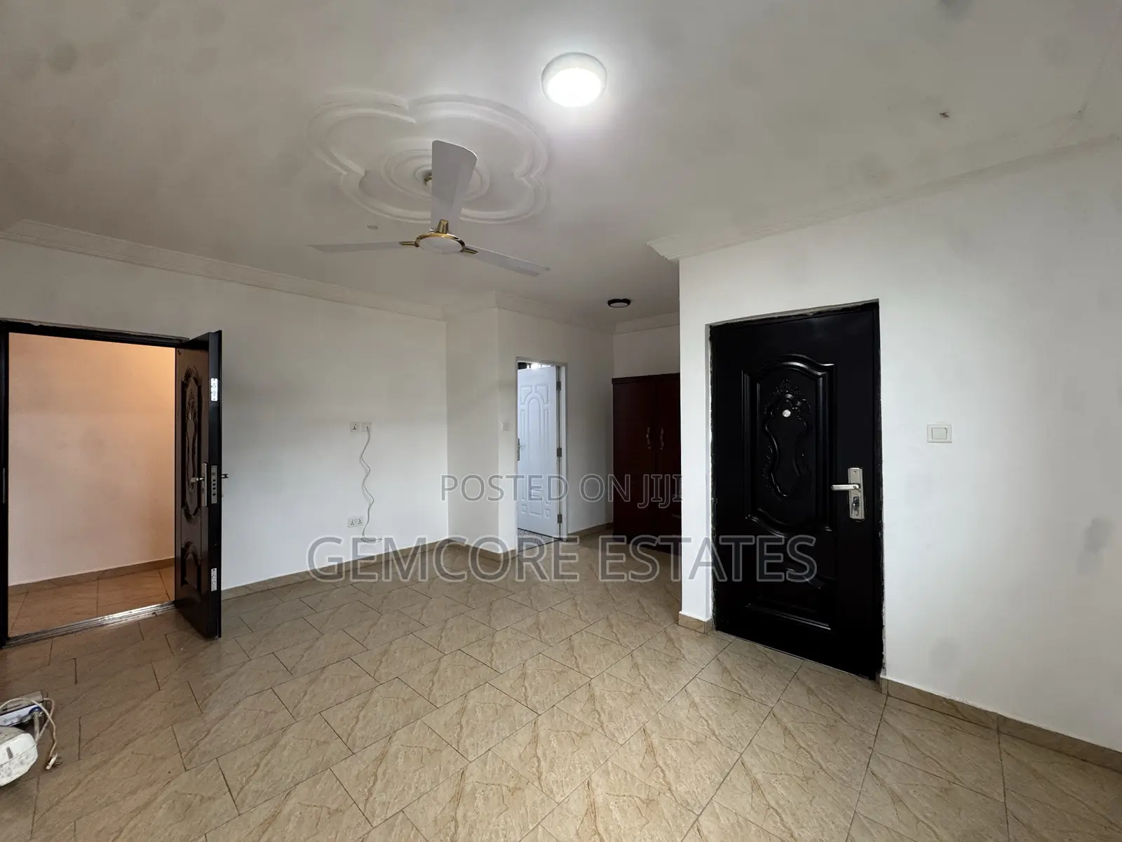 2bdrm Apartment in Schools Junction, Ashaley Botwe for rent