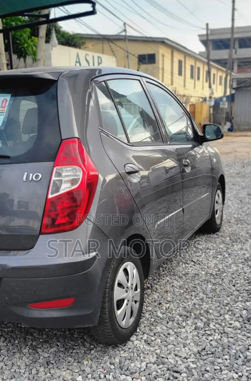 Hyundai I10 2011 Red