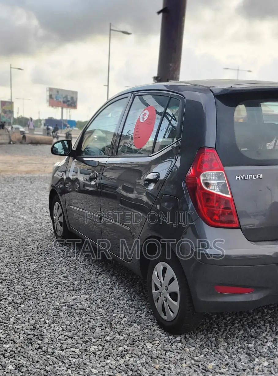 Hyundai I10 2011 Red