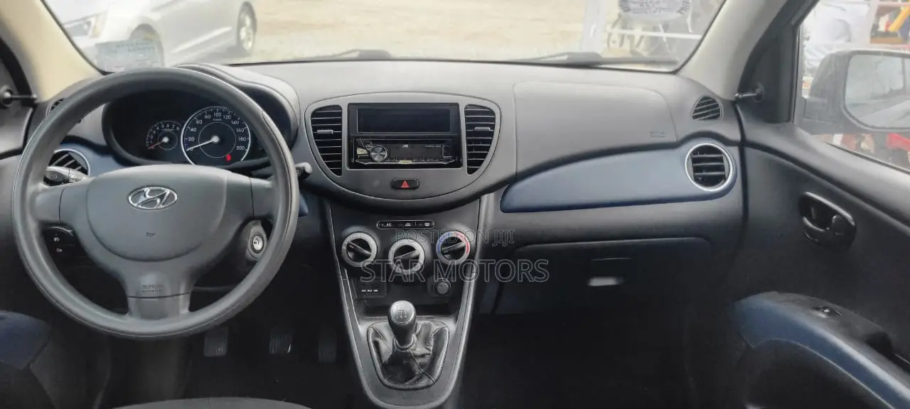 Hyundai I10 2011 Red