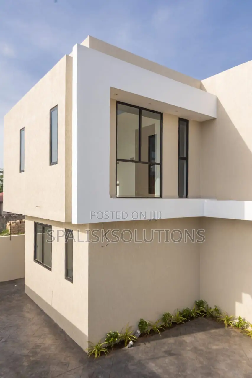 Furnished 4bdrm House in Mc Carthy Hills for sale