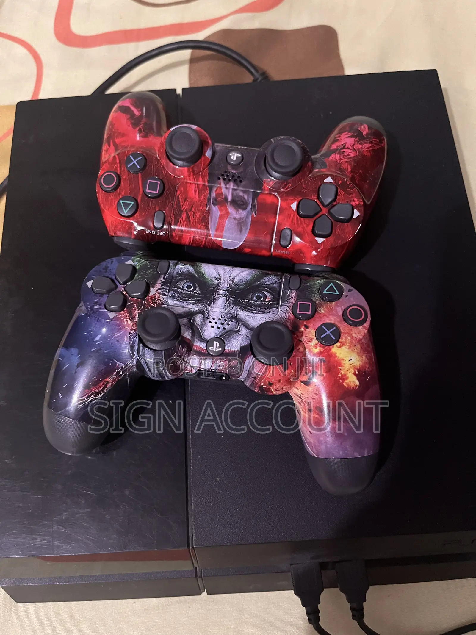 Standard 500gb Black Sony Playstation Ps4 With 2 Game Pads.