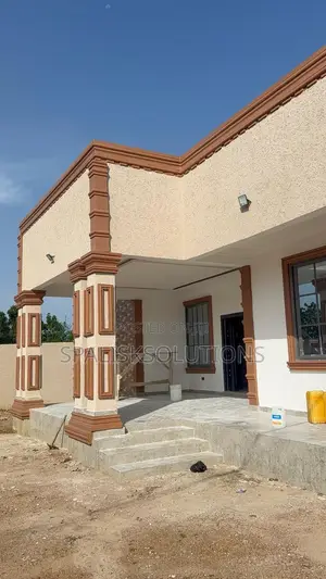 5bdrm House in Kuntunse, Amasaman for sale