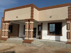 5bdrm House in Kuntunse, Amasaman for sale
