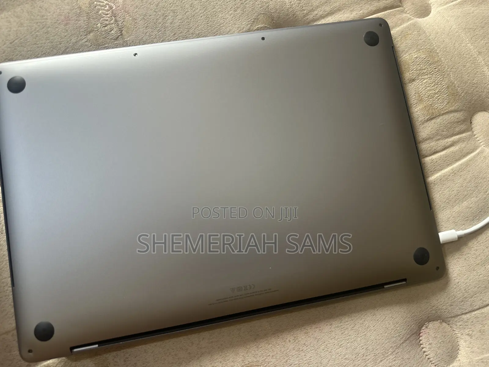 Laptop Apple MacBook Pro 2019 32GB Intel Core i9 SSD 1T