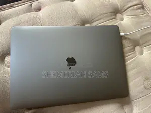 Laptop Apple MacBook Pro 2019 32GB Intel Core i9 SSD 1T
