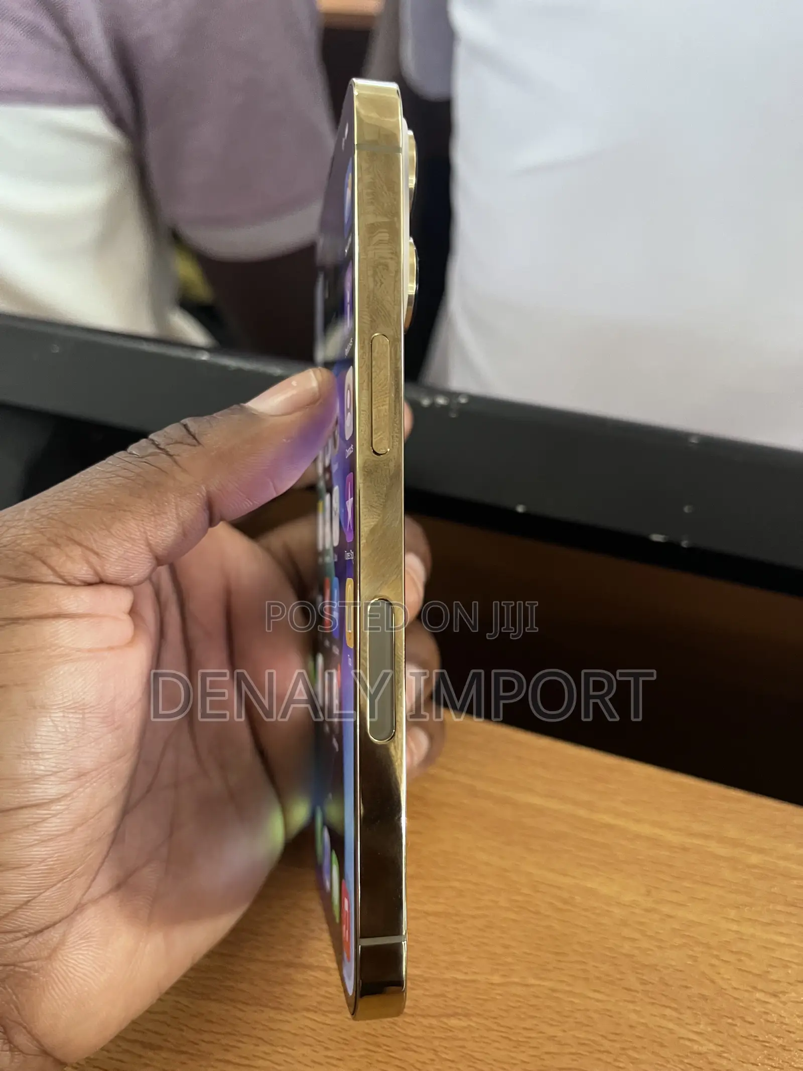 New Apple iPhone 13 Pro 128 GB Gold