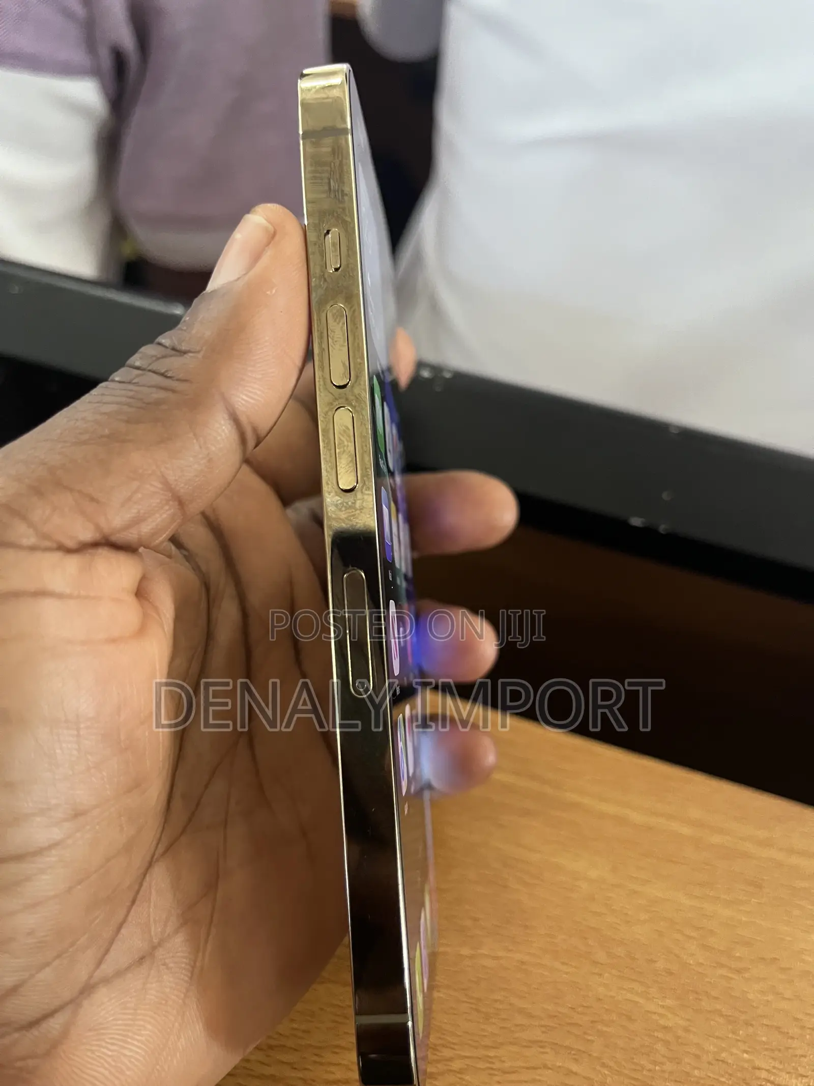 New Apple iPhone 13 Pro 128 GB Gold