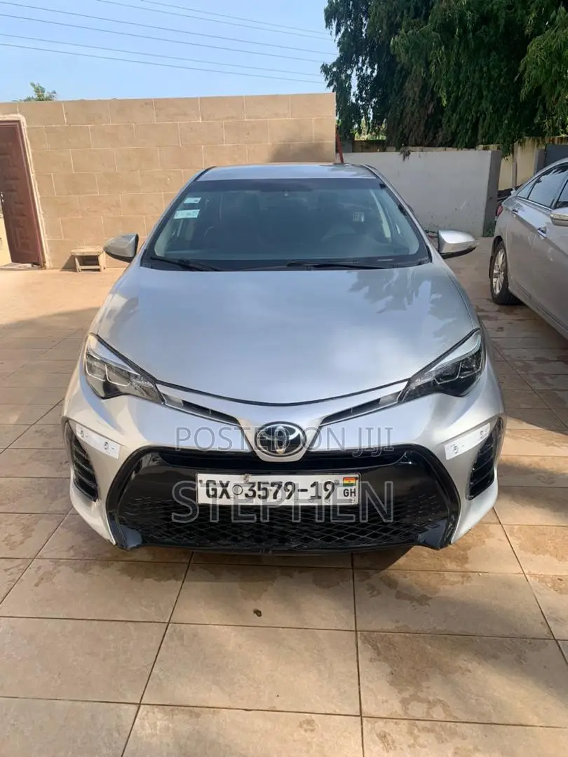 Toyota Corolla 2016 Gray