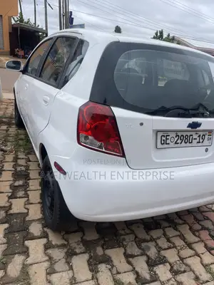 Chevrolet Aveo 2011 White