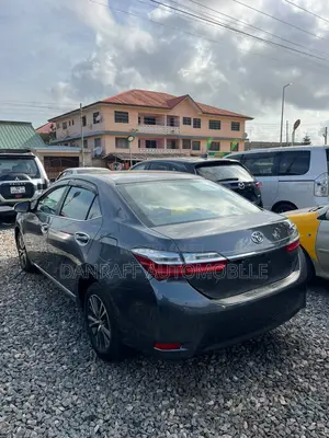 Toyota Corolla Altis 2018 Gray