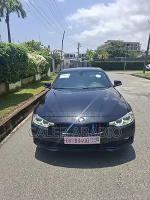 BMW 330i 2018 Black