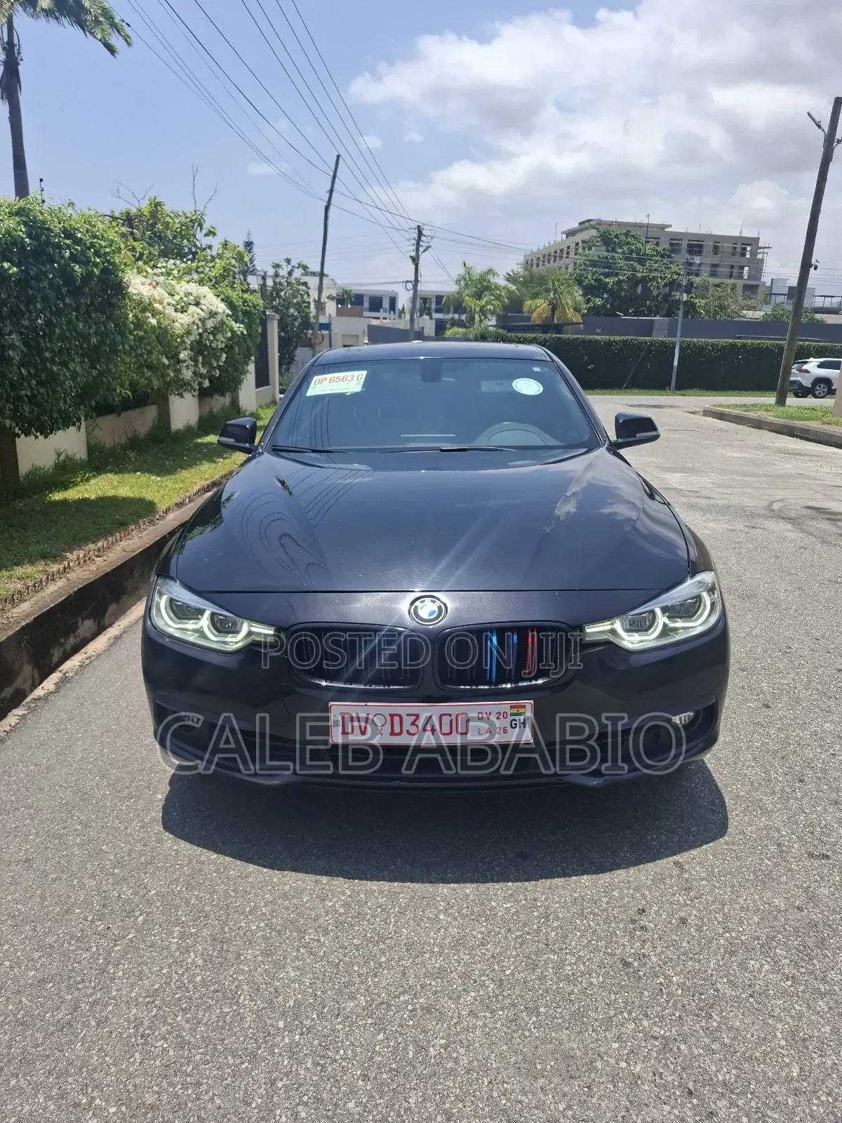 BMW 330i 2018 Black