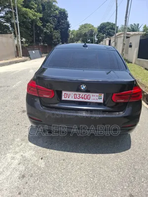 BMW 330i 2018 Black