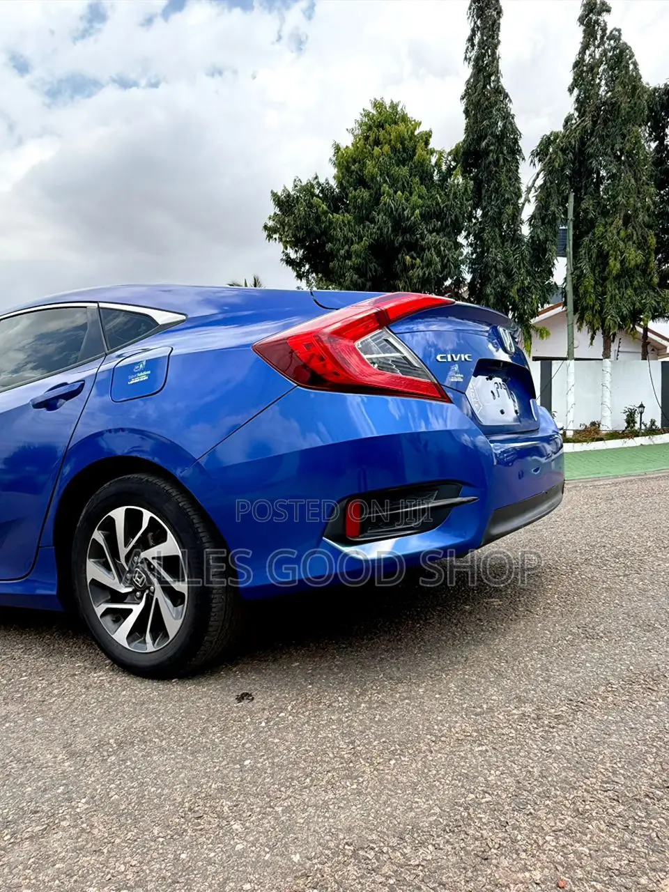 Honda Civic EX 4dr Sedan (2.0L 4cyl) 2017 Blue