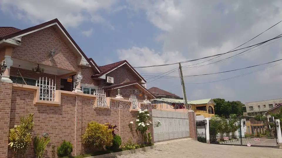 Furnished 4bdrm House in Maccarthy Hills for sale