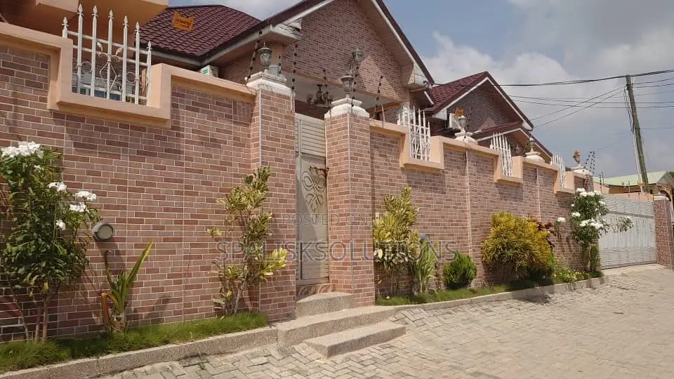 Furnished 4bdrm House in Maccarthy Hills for sale