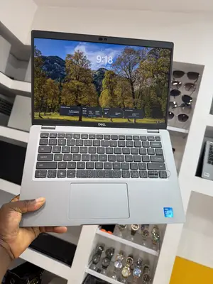 Laptop Dell Latitude 7420 16GB Intel Core i5 SSD 256GB