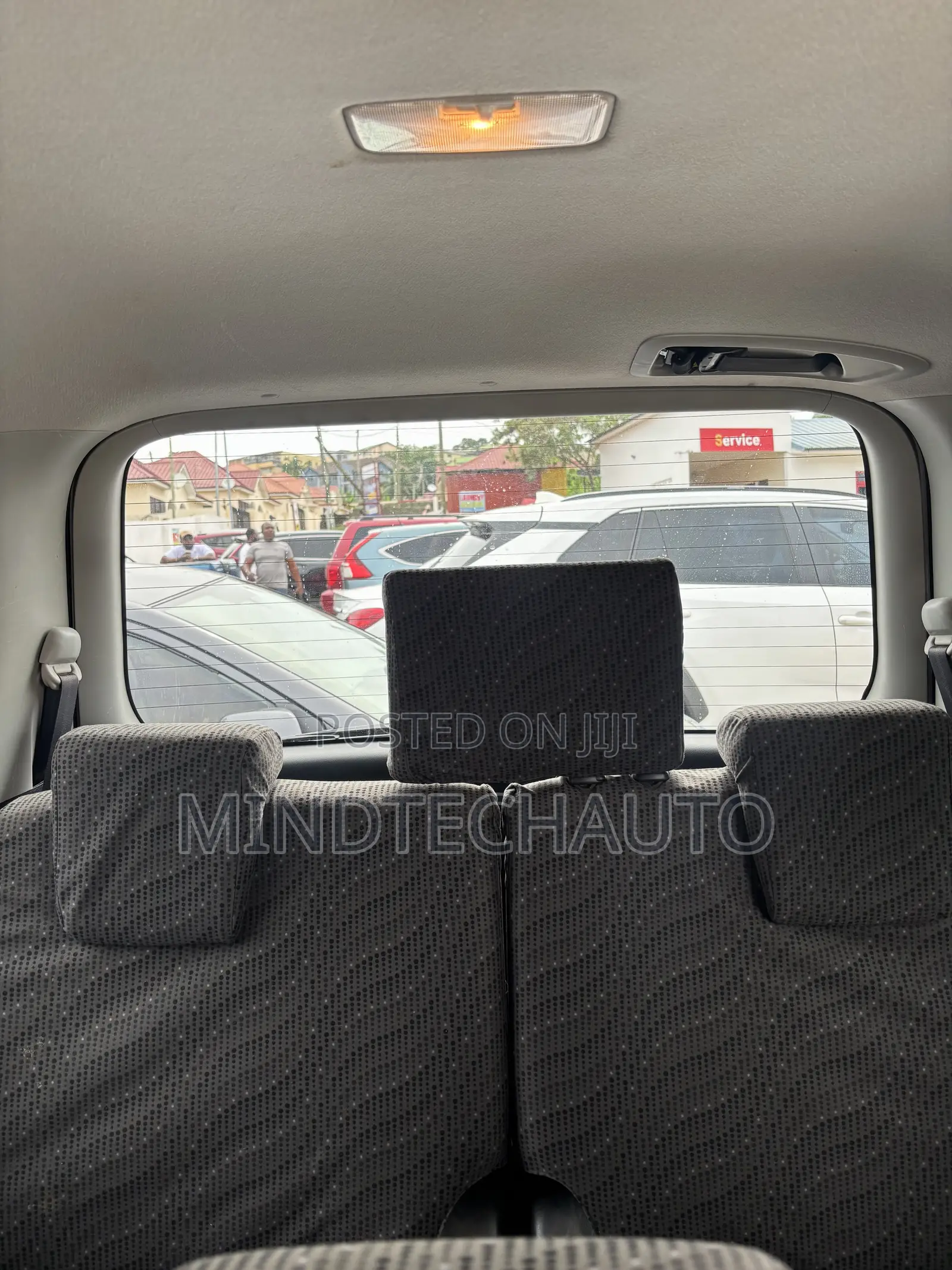 Toyota Voxy 2013 White