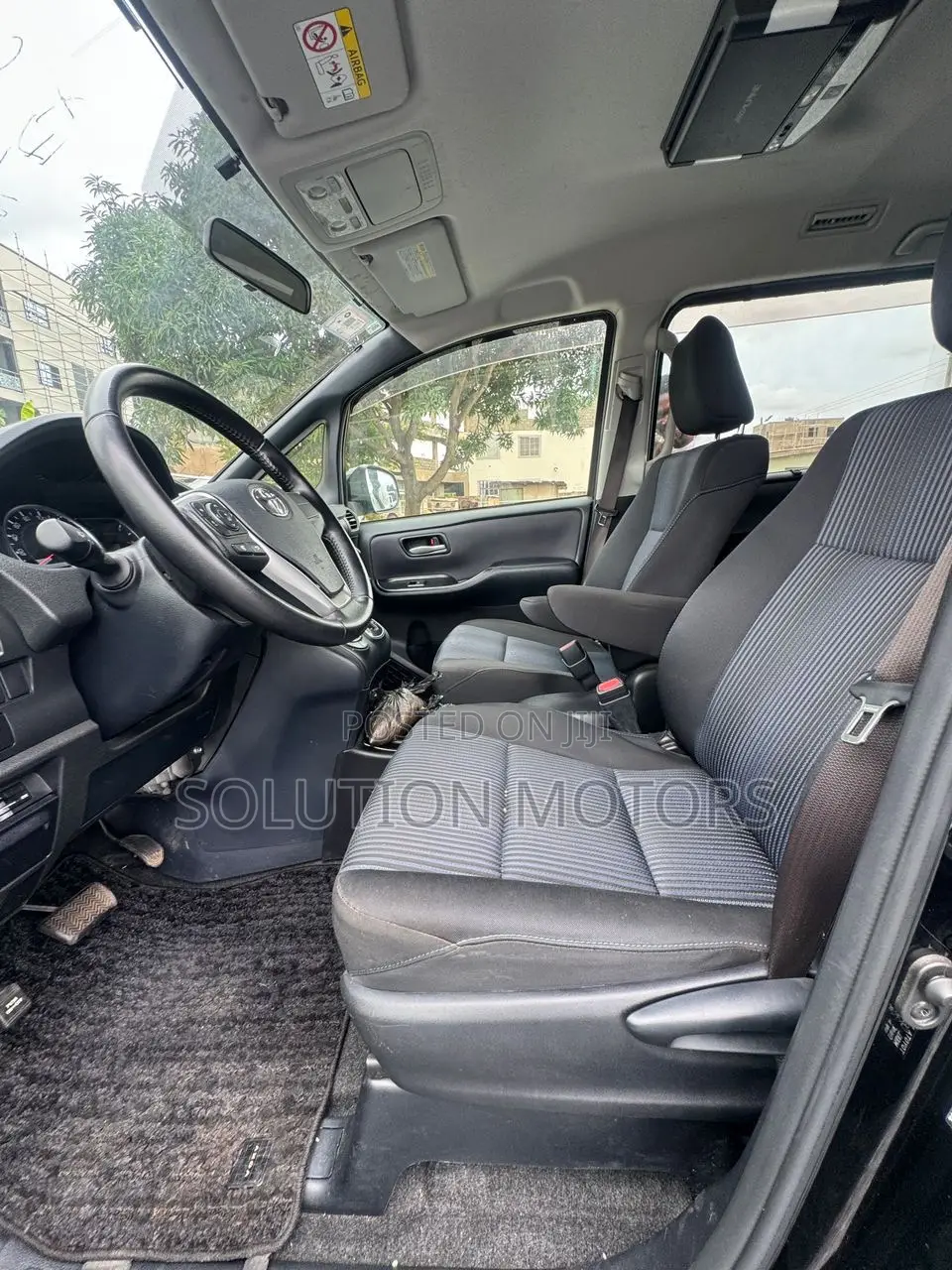 Toyota Voxy SV Premium 2014 Black