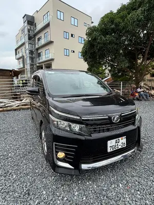 Toyota Voxy SV Premium 2014 Black