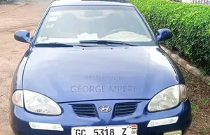 Hyundai Elantra 2000 Blue