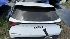 2023 Kia Sportage Trunk Boot Doors
