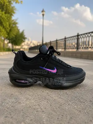 Nike Air Max Portal Sneakers