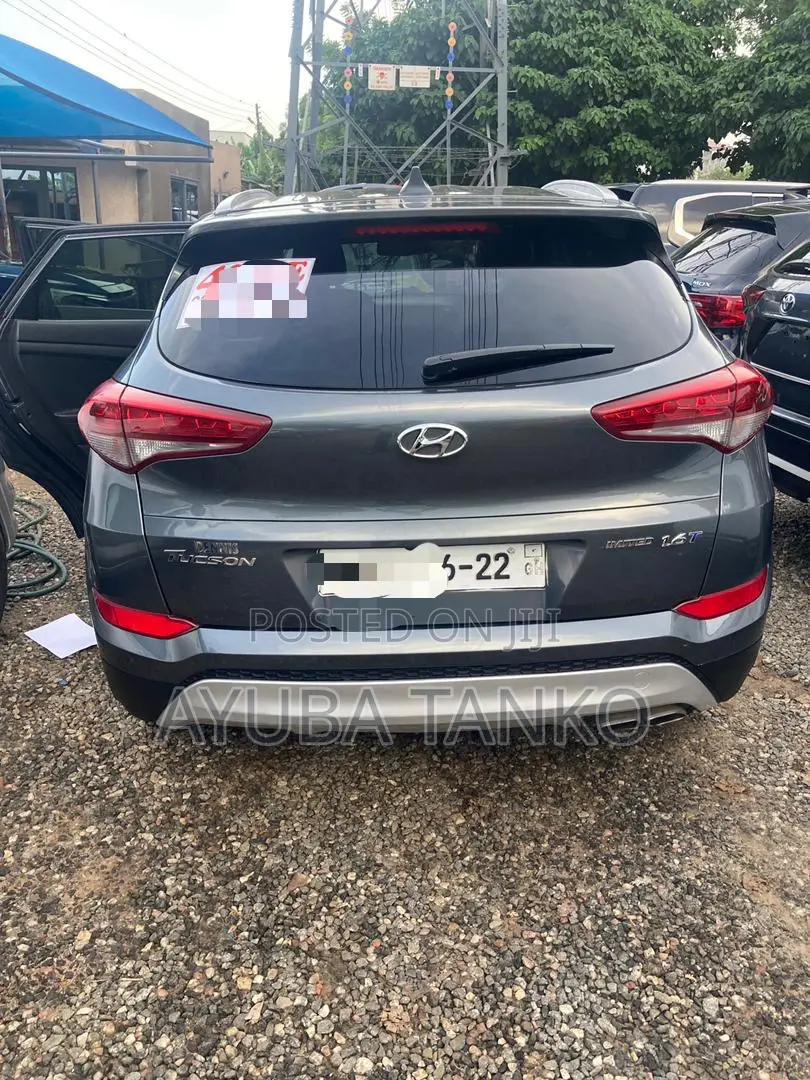 Hyundai Tucson Limited AWD 2018 Gray