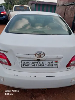 Toyota Camry 2012 White