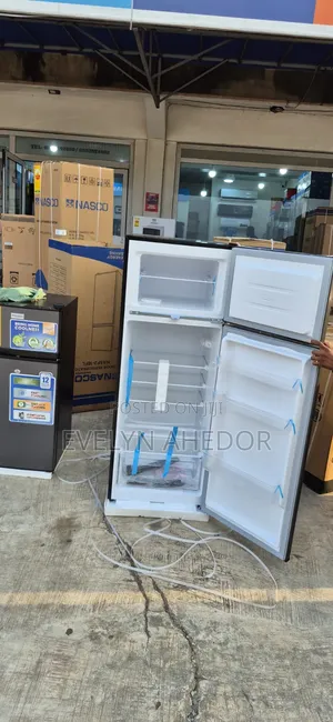 Fast Freezen of Nasco Top Freezer 205l. With Handle Available