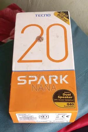 Tecno Spark 20 128 GB Blue
