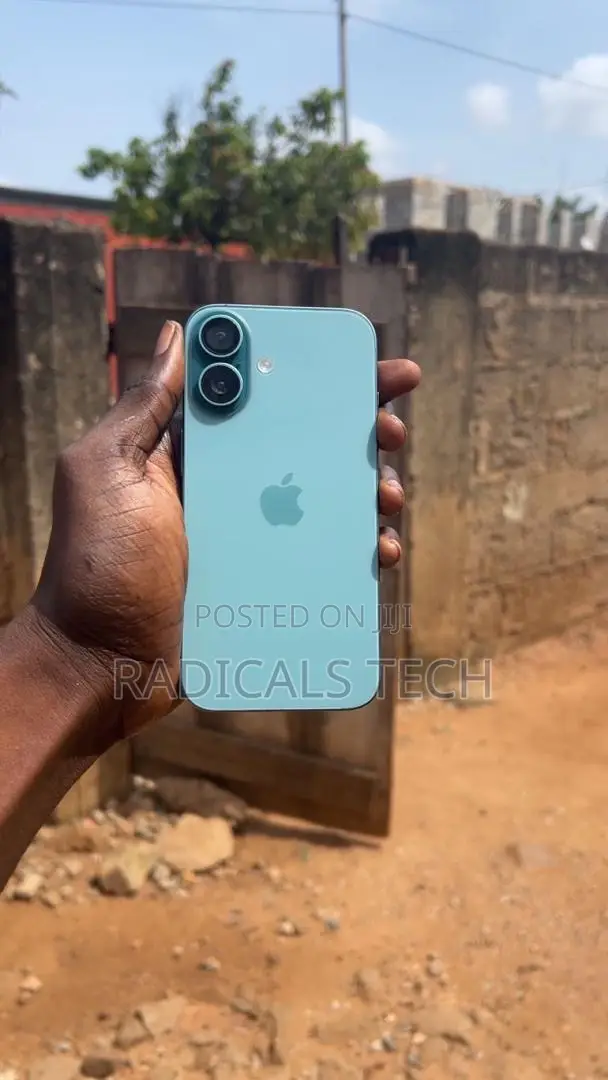 New Apple iPhone 16 128 GB Green