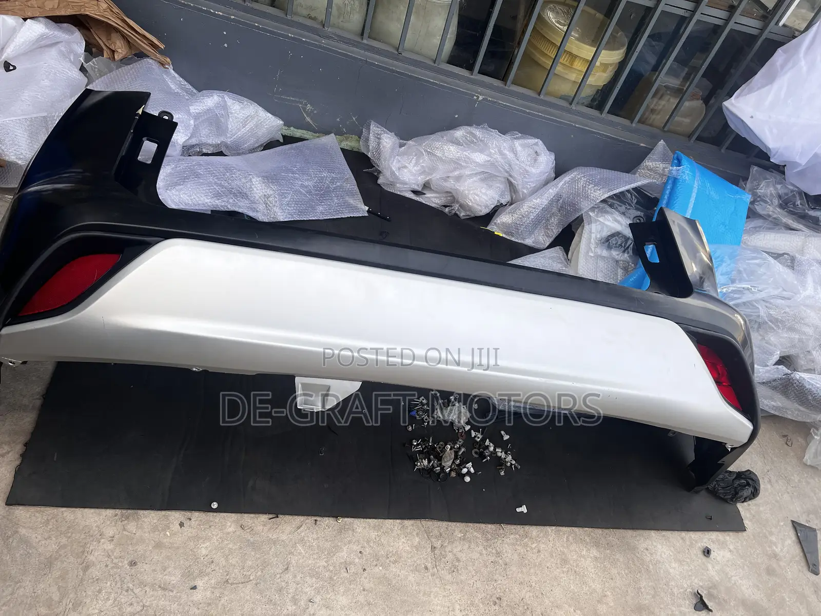 Highlander 20 Back Bumper (Normal)
