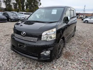Toyota Voxy 2013 Black