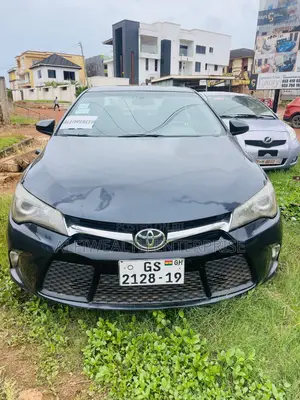 Toyota Camry 2016 Blue