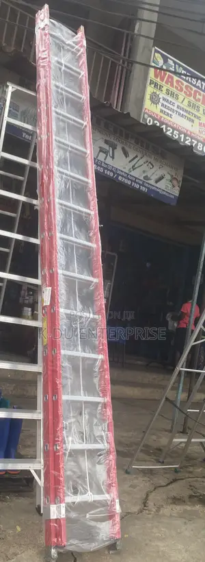 Fiberglass Ladder 2x14 (7.68m)