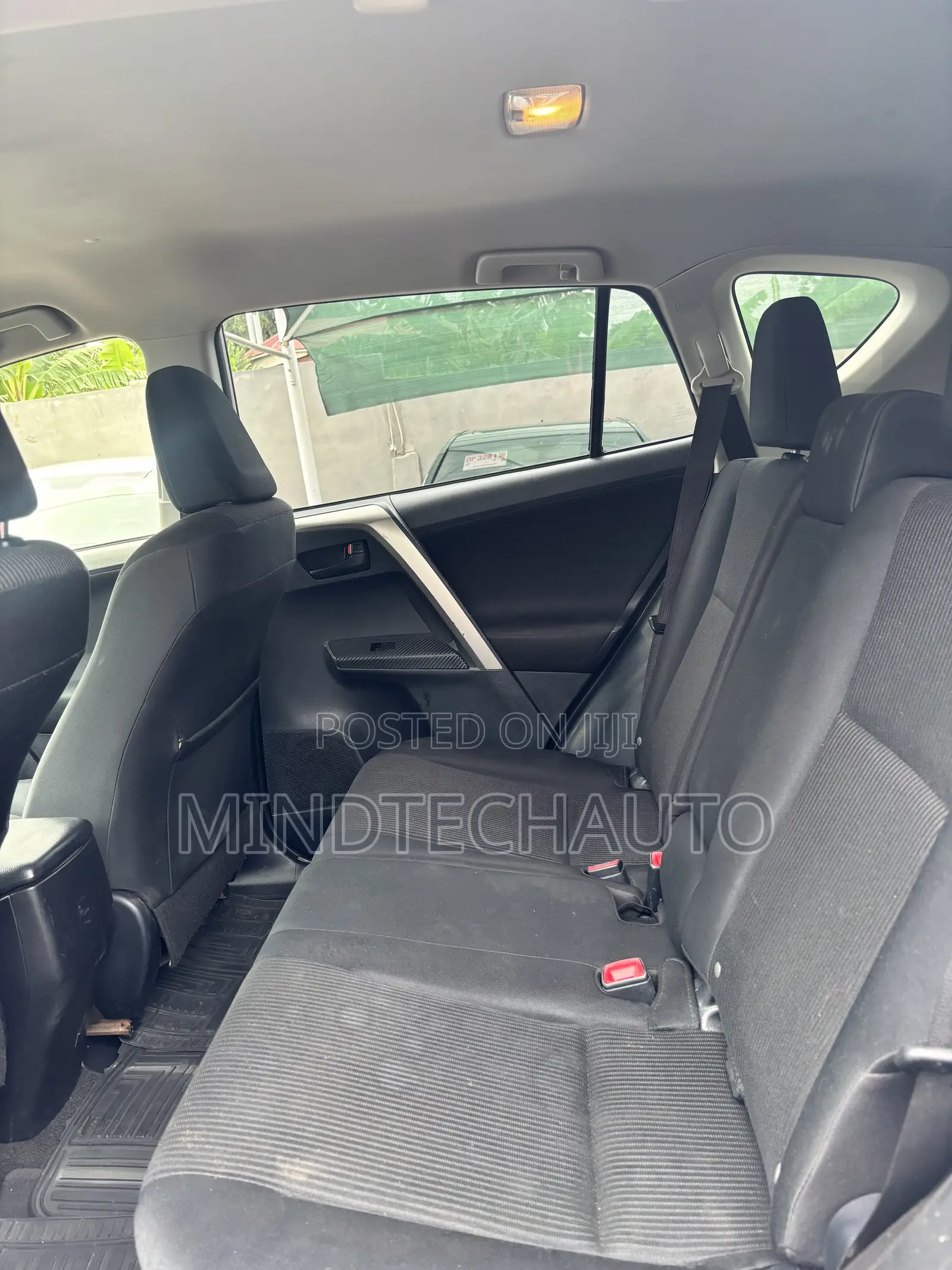 Toyota RAV4 LE AWD (2.5L 4cyl 6A) 2016 Silver