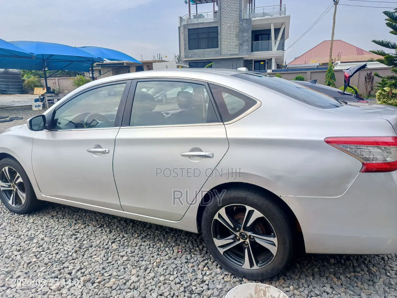 Nissan Sentra 2015 Silver