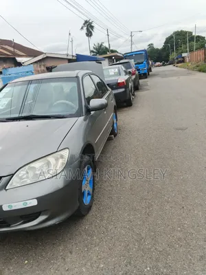 Honda Civic 1.6i ES 2005 Gray