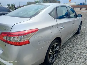 Nissan Sentra 2015 Silver