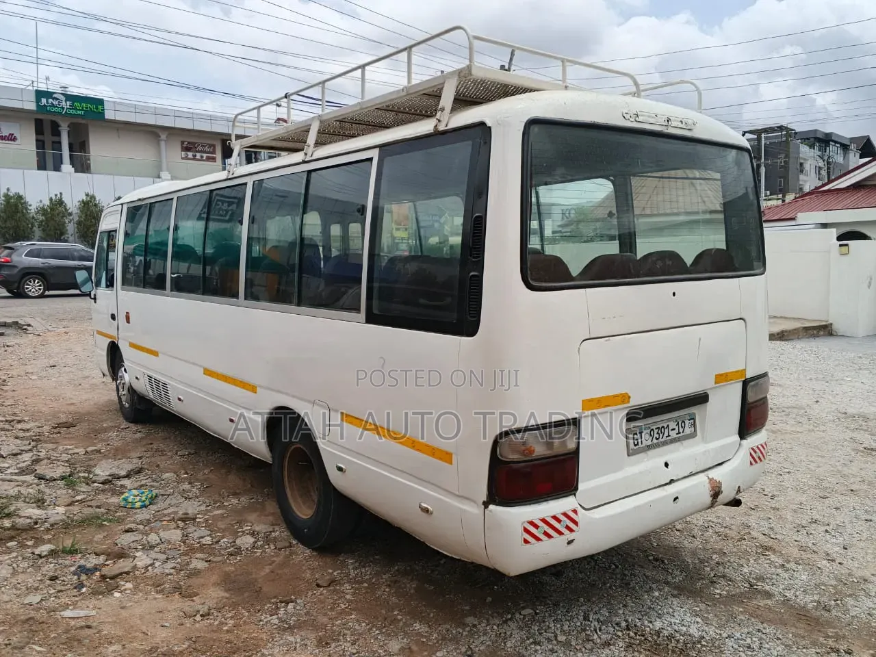 Mitsubishi Fuso Rosa 2013 White