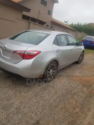 Toyota Corolla LE 4dr Sedan (1.8L 4cyl CVT) 2016 Silver