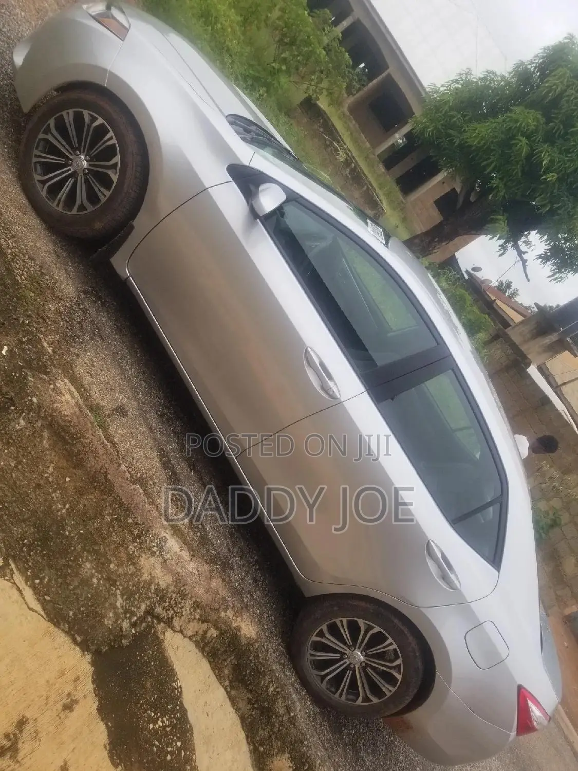 Toyota Corolla LE 4dr Sedan (1.8L 4cyl CVT) 2016 Silver